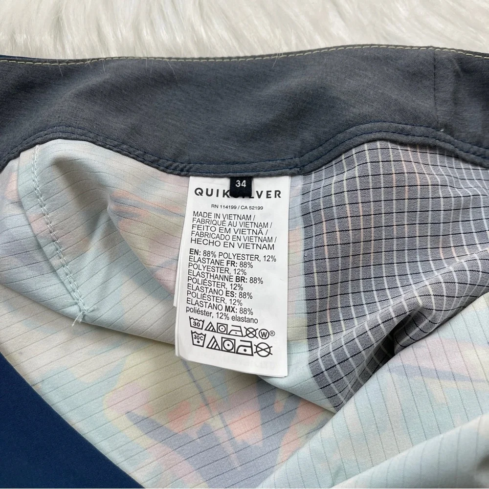 Quiksilver Highline Swim Shorts Tropical Print Men’s Size 34 NWT MSRP $65